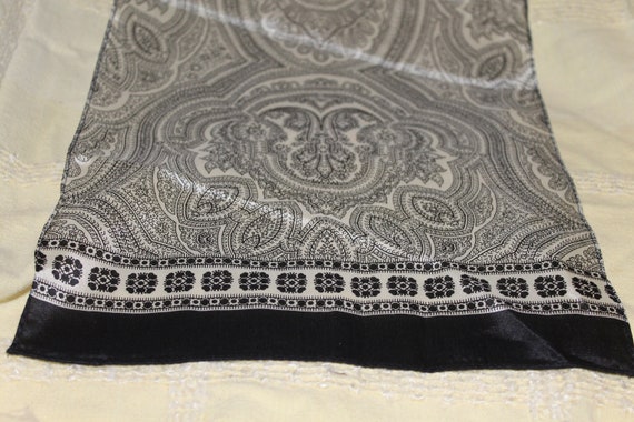 Echo Silk Paisley Print Scarf club 7* 52 x 10 #