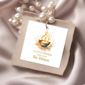 Diwali-cadeaukaartje bewerkbare aquarel glitter rood blauw Diya Indian Desi Hindu Festival bijlage kaart Corjl sjabloon | Ivoor en goud 3459 GT