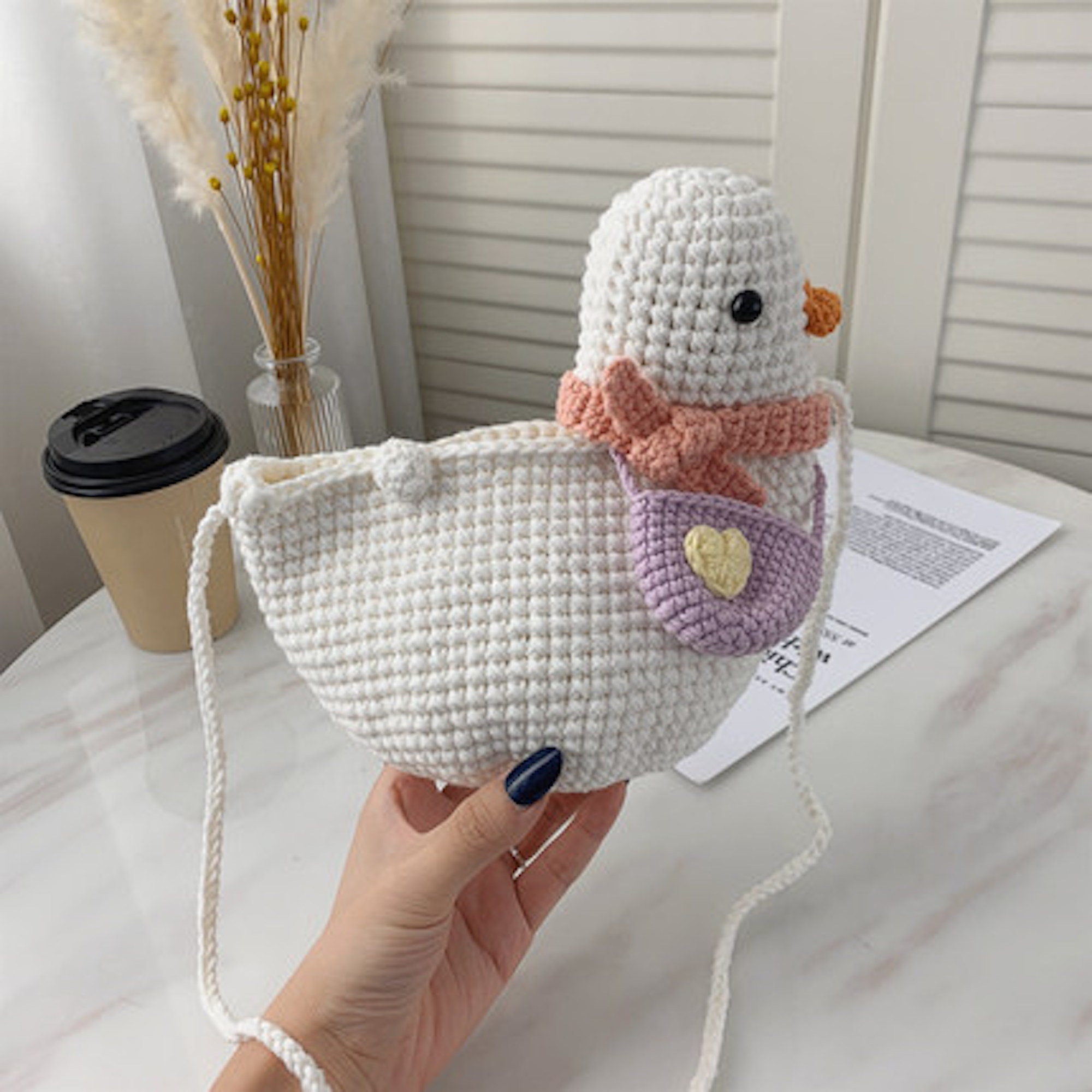 Hande made wool duck shoulder bag crochet niche design tote cute goose wool  woven bag pearl chain cross-body bag