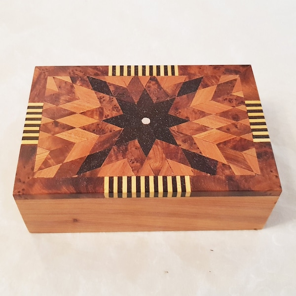 Rectangular vintage wooden trinket box, hand decorated in Morocco with an inlaid mother of pearl star marquetry design-15cm