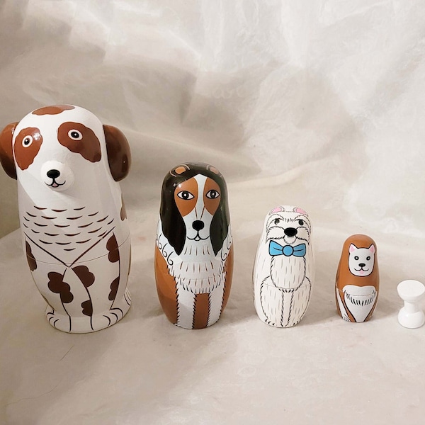 Set of 5 hand painted wooden animal nesting dolls, consists of 4 dogs and a bone 14.5cm-Vintage collectable