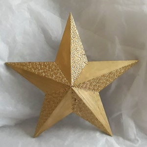 Wooden star wall art, hand painted with textured gold spiral design, 39cm, ideal as a Christmas or wedding decoration