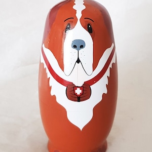 Set of 5 hand painted Dog Russian dolls, consists of a St Bernard, Golden retriever, Bulldog, Beagle & Pug 14.5cm-Vintage collectable image 7