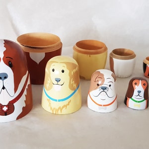 Set of 5 hand painted Dog Russian dolls, consists of a St Bernard, Golden retriever, Bulldog, Beagle & Pug 14.5cm-Vintage collectable image 4