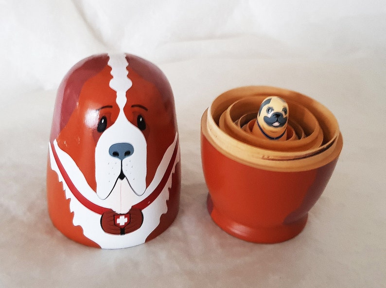 Set of 5 hand painted Dog Russian dolls, consists of a St Bernard, Golden retriever, Bulldog, Beagle & Pug 14.5cm-Vintage collectable image 8