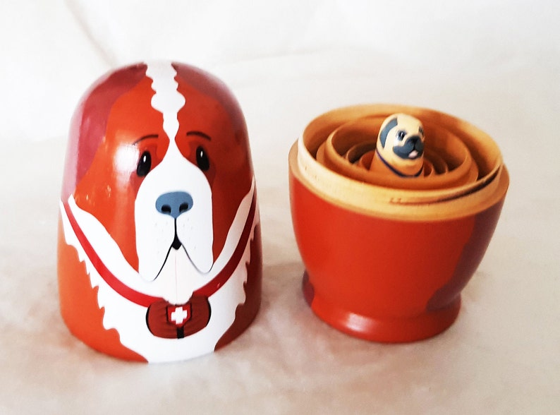 Set of 5 hand painted Dog Russian dolls, consists of a St Bernard, Golden retriever, Bulldog, Beagle & Pug 14.5cm-Vintage collectable image 6