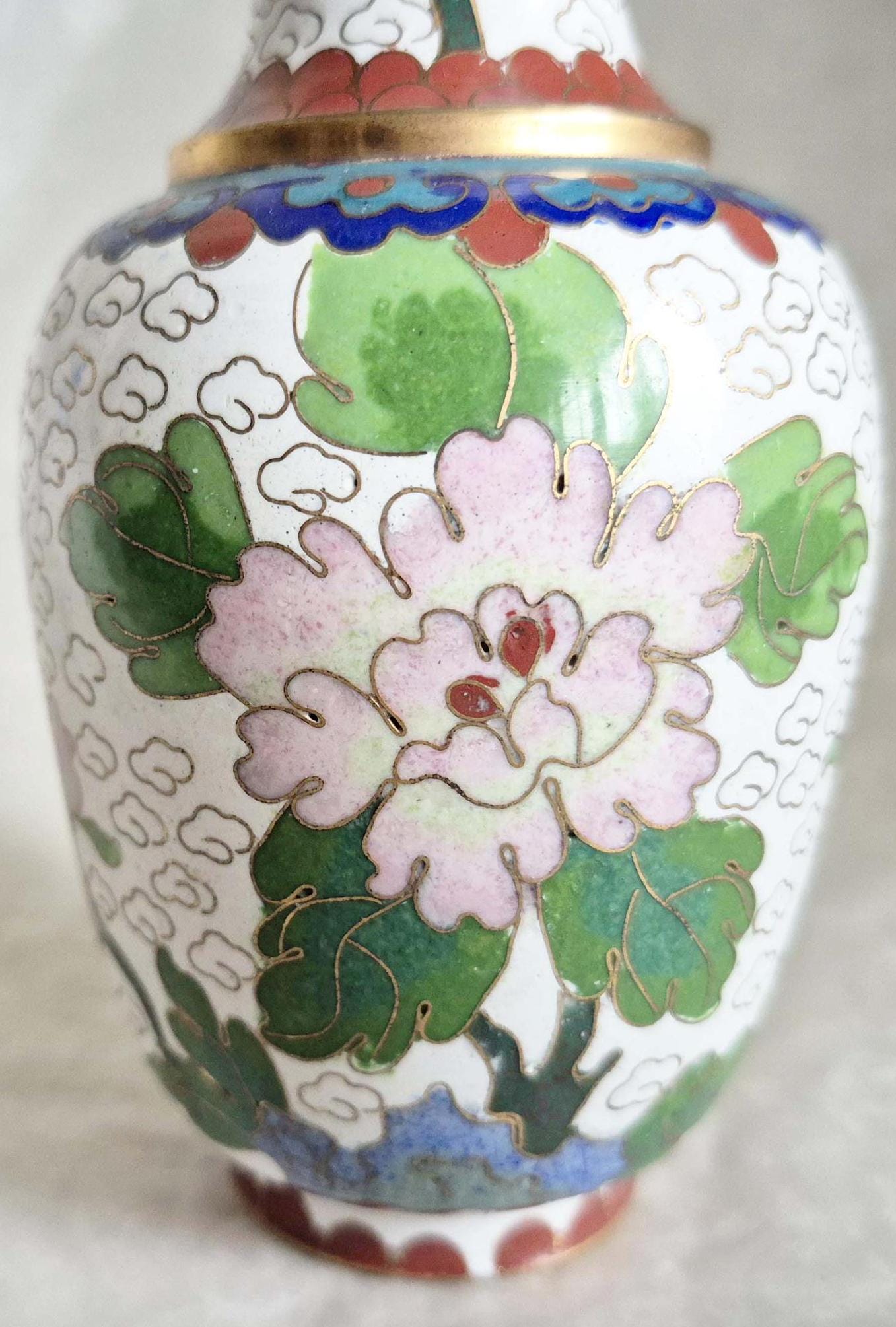 ヴィンテージ花七宝ミニ花瓶、エナメル真鍮 (13.5 cm) - Etsy 日本 ヴィンテージ花七宝ミニ花瓶、エナメル真鍮 (13.5 cm) - Etsy 日本