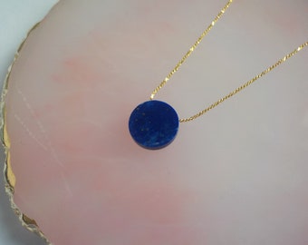 Collier rond doré lapis lazuli, collier minimaliste, collier lapis lazuli