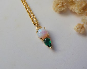 opal and green stone necklace, opal necklace, emerald necklace, gemstone necklace, minimalist necklace