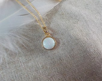 Tiny Opal Necklace, Gold Opal Choker, Dainty Opal, Delicate Opal, Minimalist Necklace, Gold Opal Necklace, Bridesmaid gift, gifts for her