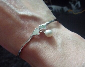 Bracelet beads and bird: spring is here!