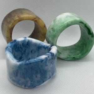 Acrylic Resin Ceramic Napkin Ring Set of 4 - Hand Crafted - Contemporary/Modern - Multi-Color Design