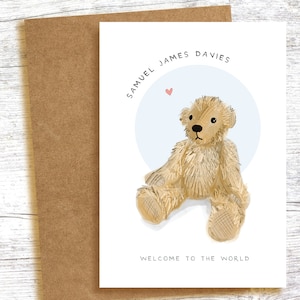 Tarjeta personalizada con nombre para bebé, tamaño A6, con ilustración de osito de peluche texturizado - Bebé niño Bienvenido al mundo - añadir nombre del bebé