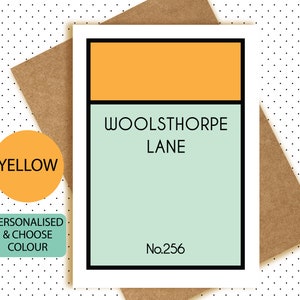 Pu&ograve; includere: Una carta con un campione di colore giallo e verde e il testo "Woolthorpe Lane No.256".