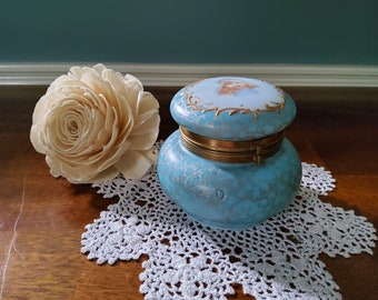 Vintage porcelain Victorian style trinket box