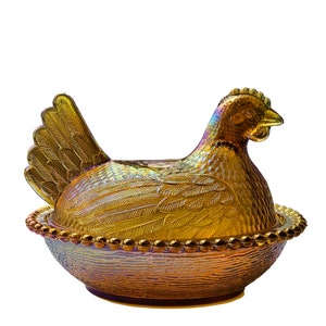 Indiana Glass Hen on Nest Iridized Amber