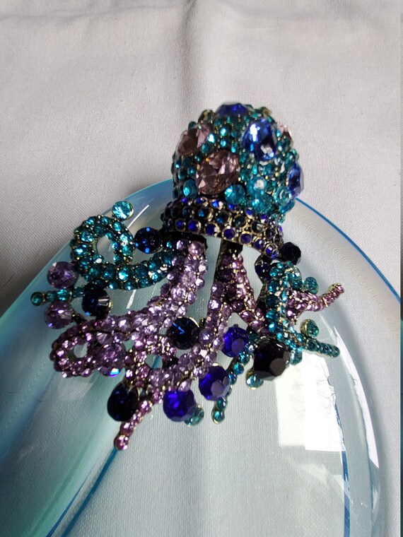 Rhinestone Octopus Brooch - image 2
