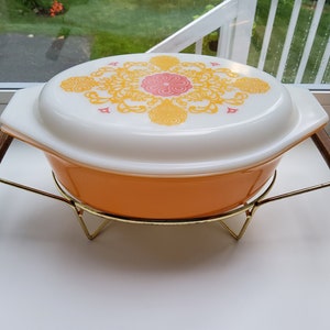 Pyrex Seville Promotional Casserole with Candle Warmer Cradle