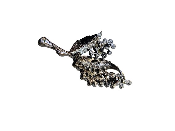 Silvertone Leaf Brooch with Green Rhinestones - image 3