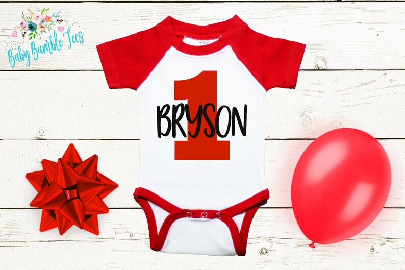 Primer cumpleaños personalizado, atuendo para primer cumpleaños de niño, cumpleañero, nombre del cumpleañero, pastel smash, camiseta de cumpleaños Red/White Short Sleeve Bodysuit