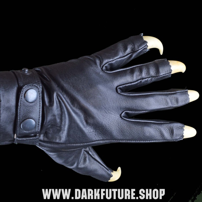 Gloves with claws for cosplay, costume, larp