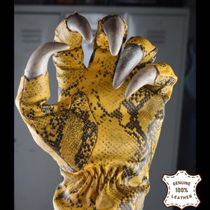 The Ultimate Claw Gloves! (Snake, Reptile)