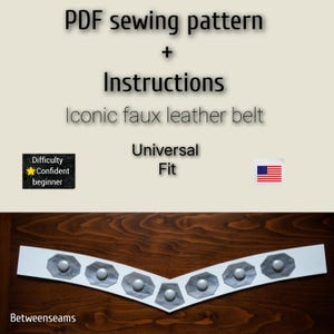 Può includere: Una cintura bianca in similpelle con accenti geometrici argentati e una sfera argentata centrale su ciascuno. L'immagine include il testo: "PDF sewing pattern + Instructions Iconic faux leather belt Universal Fit". Livello di difficoltà: "Confident beginner".