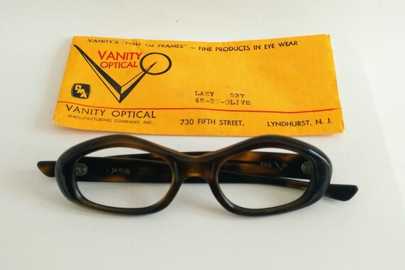 NOS Vintage 1960s 'Lazy' Eyeglasses by Vanity Opt… - image 3