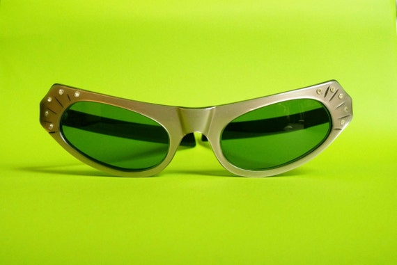 RARE Vintage American Optical Cat Eye Sunglasses VINTAGE AMERICAN OPTICAL CAT EYE MIDCENTURY SUNGLASSES 60 main image 4
