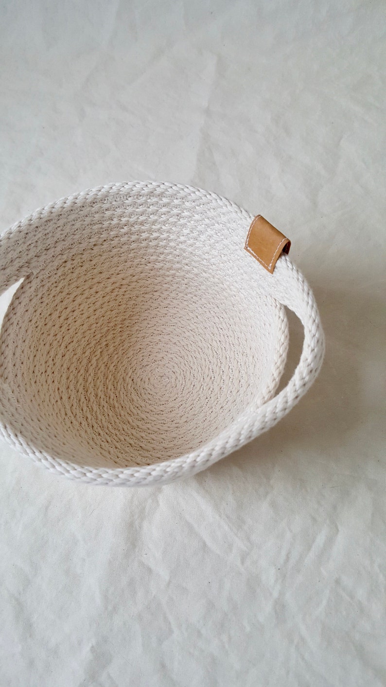 Handmade Rope Basket Small Rope Bowl Vegan Leather Cotton Rope Natural Organizer Storage Boho Home Decor Nursery image 4