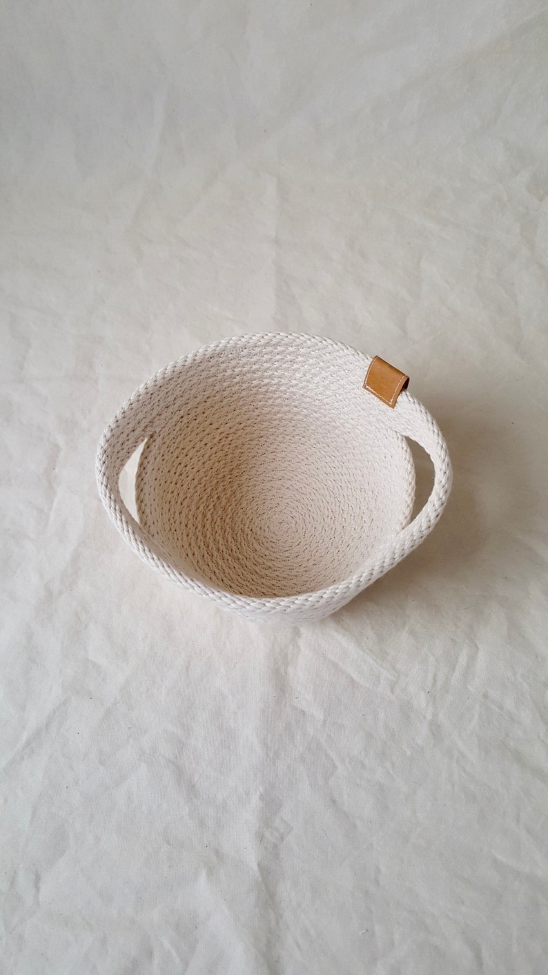 Handmade Rope Basket Small Rope Bowl Vegan Leather Cotton Rope Natural Organizer Storage Boho Home Decor Nursery image 3