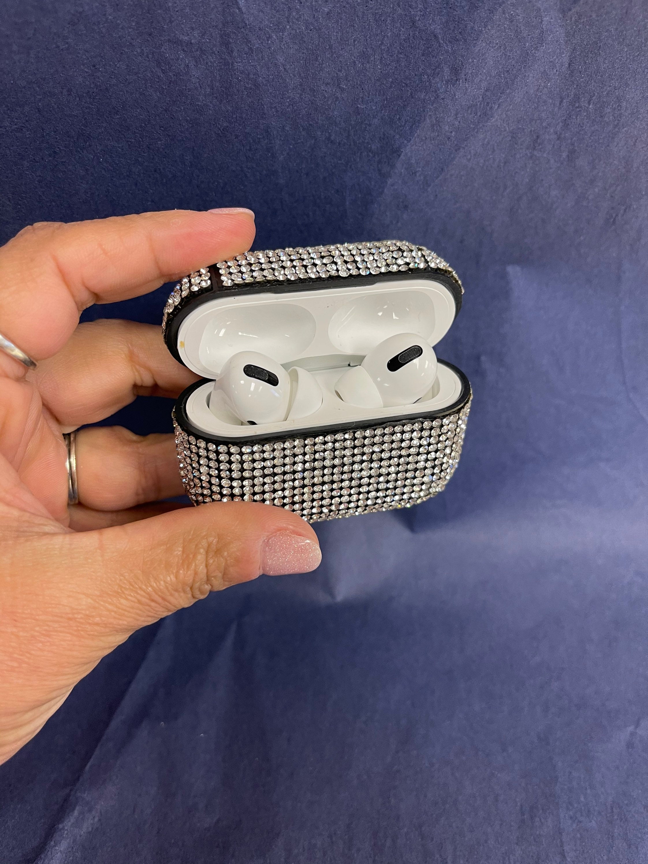 Supreme Logo LV Airpod Case COP THAT idusemiduedutr #42 Supreme Logo LV Airpod Case COP THAT idusemiduedutr