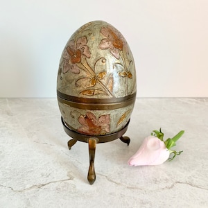 Large Vintage Brass Iris Enameled Egg with Stand, Vintage Tabletop Decor, Collectible Brass, Made In India, Secret Trinket Holder