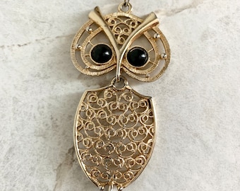 Vintage Sarah Coventry Owl Pendant Necklace: Gold Tone Filigree, Black Lucite Eyes