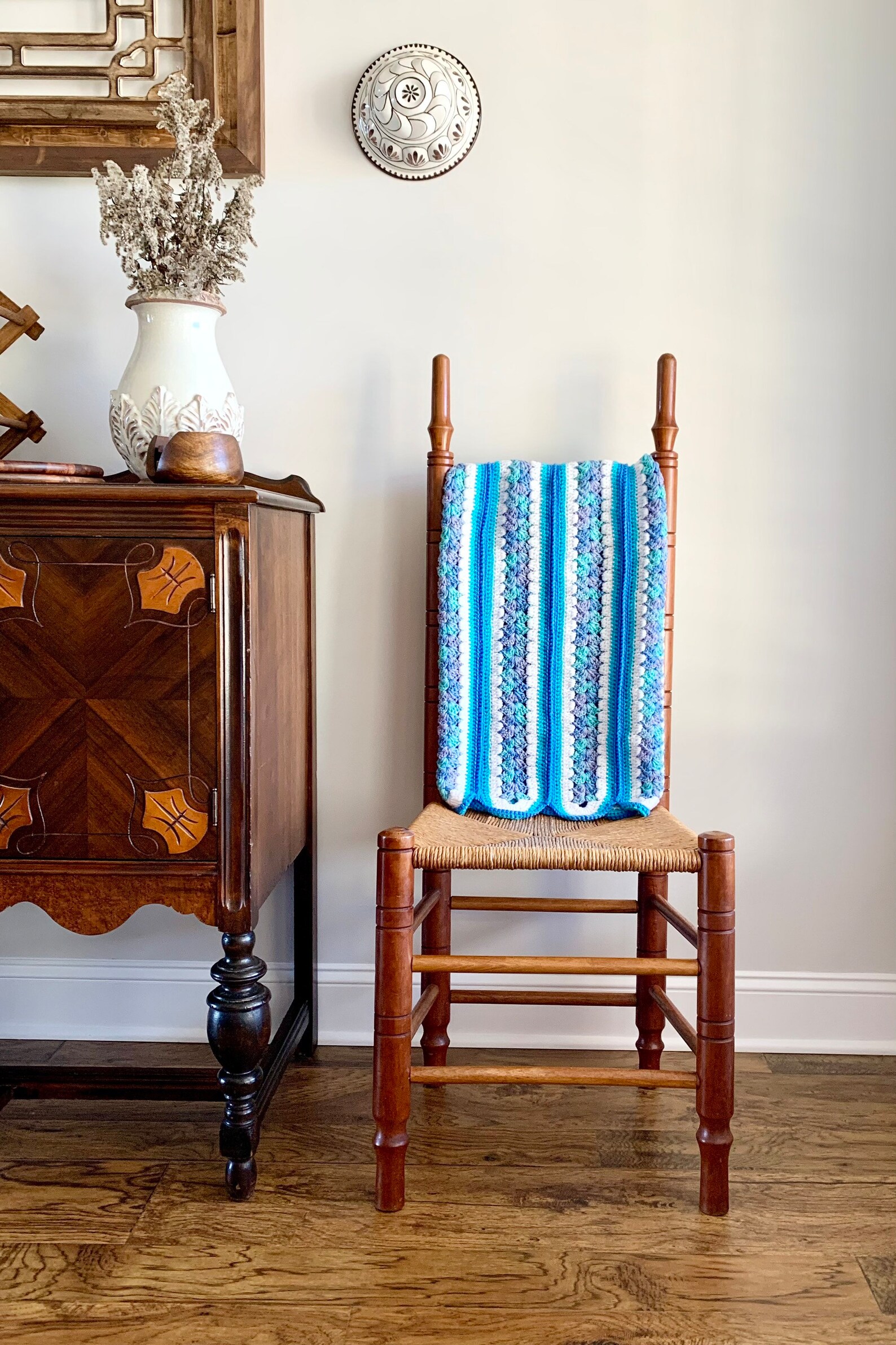 Scalloped Throw Blanket