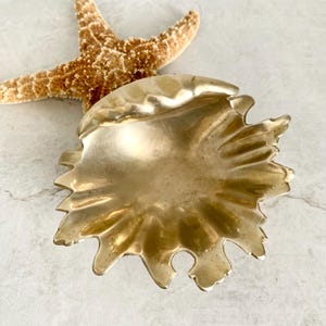 Vintage Brass Seashell Trinket Dish: Coastal Jewelry Holder