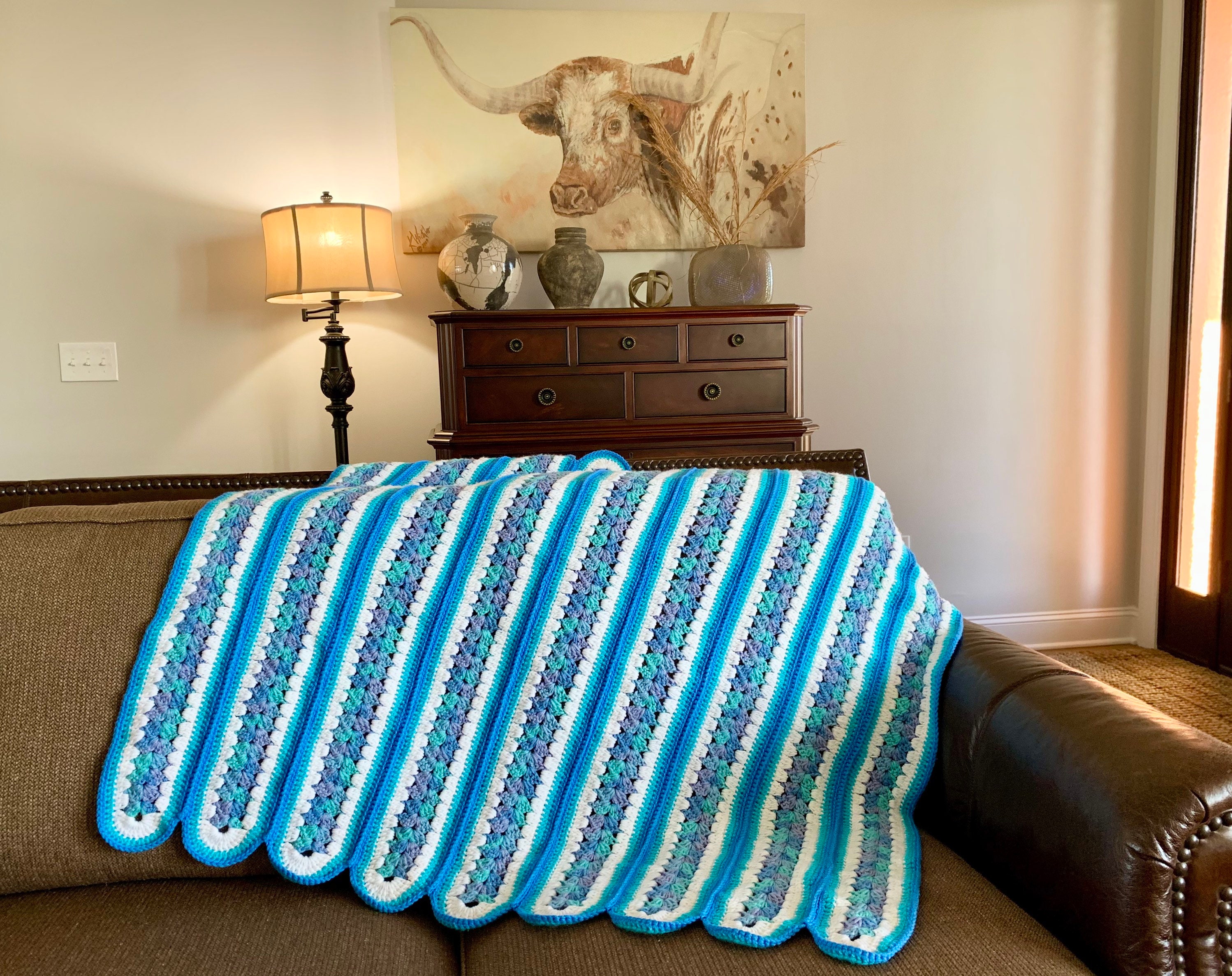 WOOL - SCALLOPED EDGE BLANKET