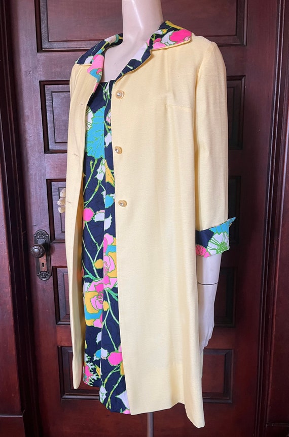 VINTAGE 60's - 70's Spring dress and coat in yell… - image 2