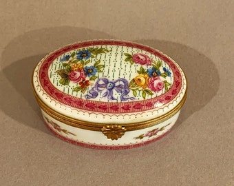 Vintage Porcelaine de Paris / Porcelain Ring Box / Trinket Box - Made in France