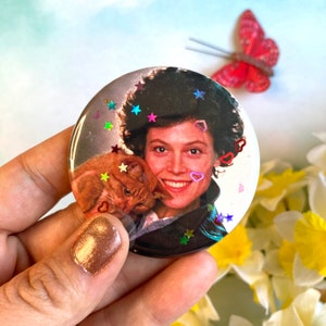 Sigourney Weaver with Cat - 2.25&quot; Glitter Button - Valentines Day Gift - Alien Movie - Birthday Gift Idea and Party Favor - FREE SHIPPING
