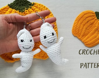 Crochet pattern keychain Ghost, English PDF instruction amigurumi little Halloween gift