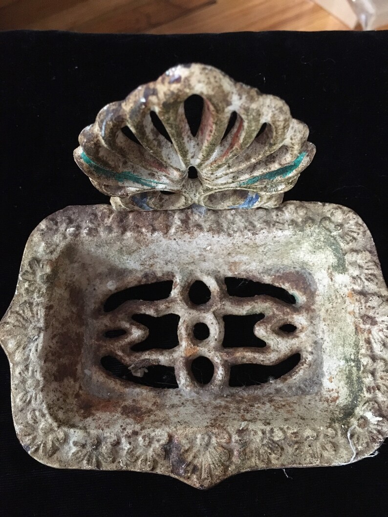 Vintage Beautiful Cast Iron Soap Dish Etsy