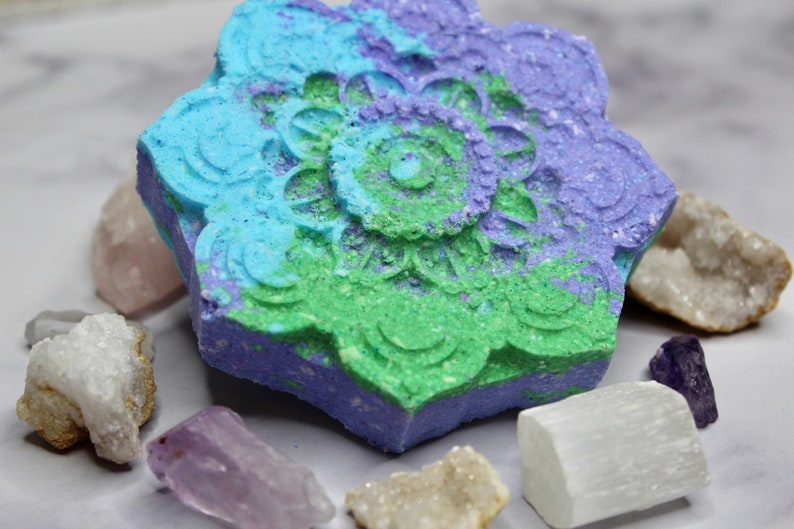 Surprise Crystal Bath Bomb Bath Bombs with Crystals Inside | Etsy