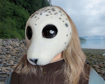 Handcrafted Harbor Seal Mask – Lifelike, Artist-Designed, and Eco-Conscious