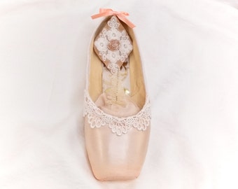 Upcycled Pointe Shoe Ornament: Nutcracker Ballet, Clara Gift