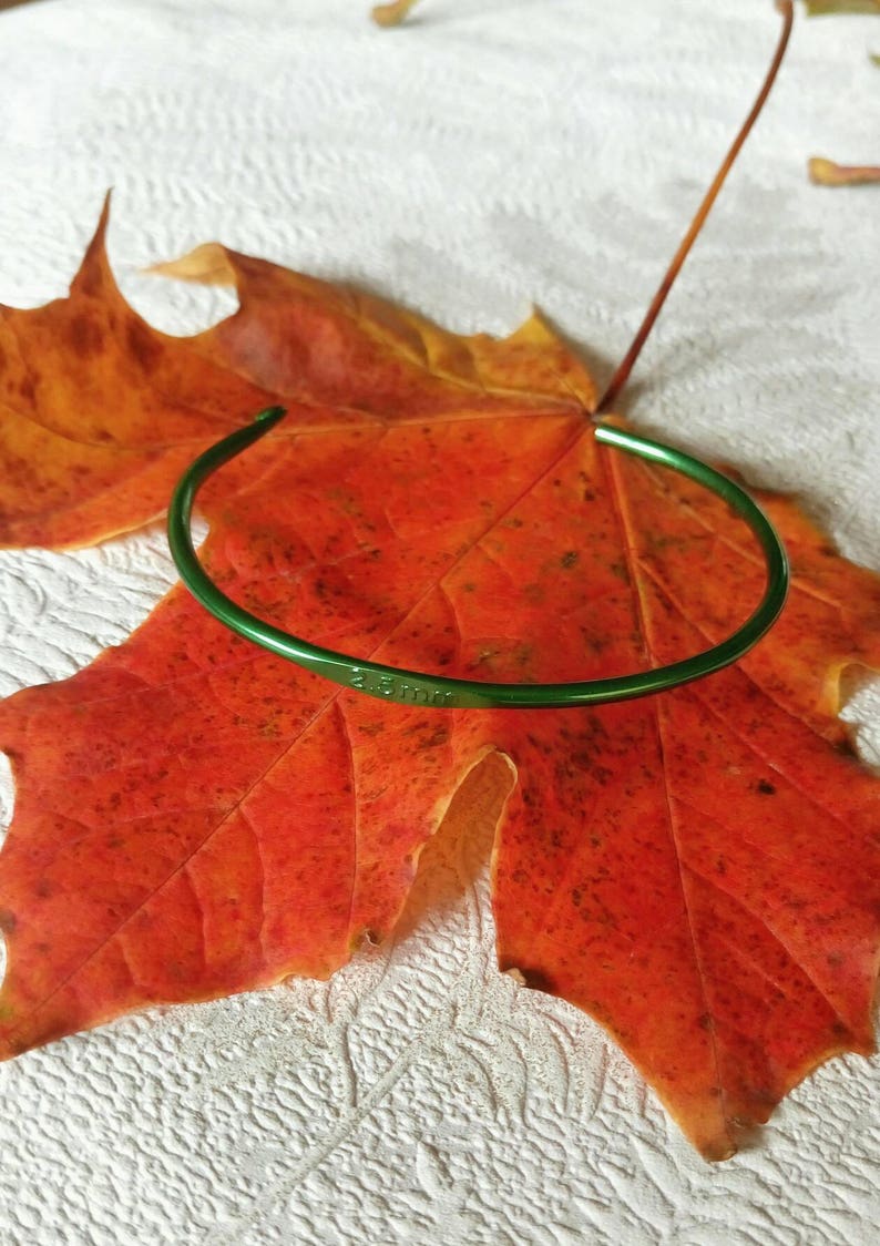 Crochet hook bracelet green bracelet crochet lover green Etsy