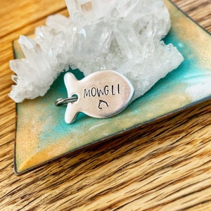 Personalized Fish Cat Name Tag in Aluminum or Copper, Pet Name Tags, Cats ID tags, Animal name tags, Fishy Tags For Cats