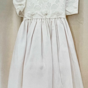 Rare Editions 1980’s-90’s Vintage Bridal Flower Girl Full Skirt Dress Formal White  Ivory Bow Gown, Girl’s size 6, Wedding