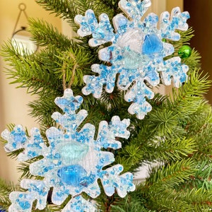 Coastal Sea Glass Snowflake Ornament, Beach House, Crushed Glass Resin, Christmas Ornaments, Silver Blue Xmas, Large Snow Decor, Snowflakes