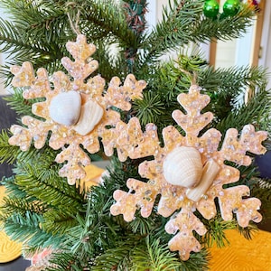 Coral Coastal Sea Glass Snowflake Ornament, Beach House, Crushed Glass Resin, Christmas Ornaments, Xmas Decorations, Snow Decor, Beachy